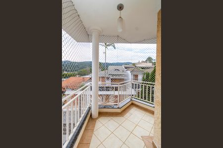 Casa para alugar com 300m², 3 quartos e 3 vagas Casa para alugar com 300m², 3 quartos e 3 vagasVaranda da Suíte 1