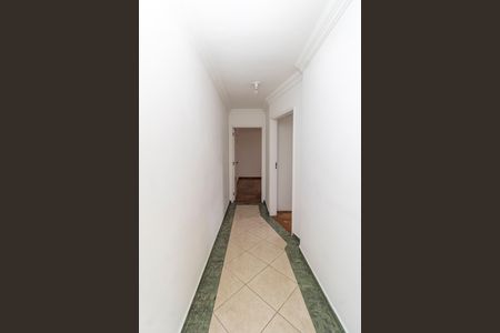 Casa para alugar com 300m², 3 quartos e 3 vagas Casa para alugar com 300m², 3 quartos e 3 vagasCorredor - Quartos