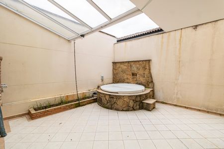 Casa para alugar com 300m², 3 quartos e 3 vagas Casa para alugar com 300m², 3 quartos e 3 vagasQuintal Gourmet