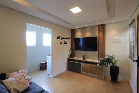 Sala de apartamento à venda com 2 quartos, 47m² em Vila Esperança, São Paulo