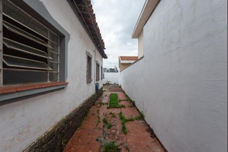 Casa à venda com 100m², 3 quartos e 3 vagasCorredor 