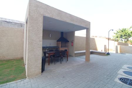 Apartamento para alugar com 44m², 2 quartos e 1 vagaÁrea comum - Churrasqueira