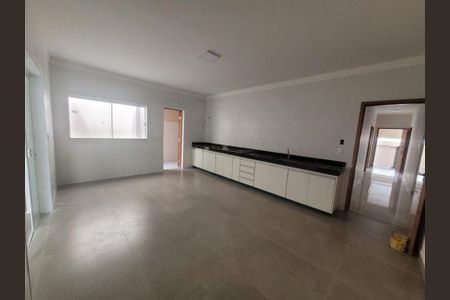 Cozinha de casa para alugar com 3 quartos, 240m² em Tabajaras, Uberlândia