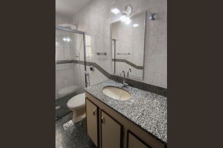 Apartamento à venda com 174m², 4 quartos e 2 vagasBanheiro Social 1