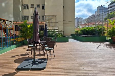 Apartamento à venda com 57m², 2 quartos e sem vagaÁrea comum