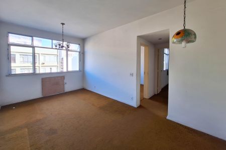 Sala de apartamento à venda com 2 quartos, 57m² em Icaraí, Niterói