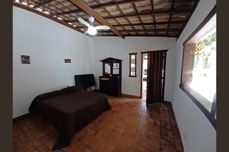 Casa para alugar com 1000m², 4 quartos e 5 vagasQuarto