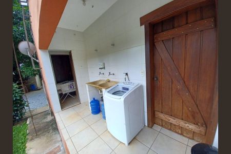 Casa para alugar com 1000m², 4 quartos e 5 vagasÁrea de serviço