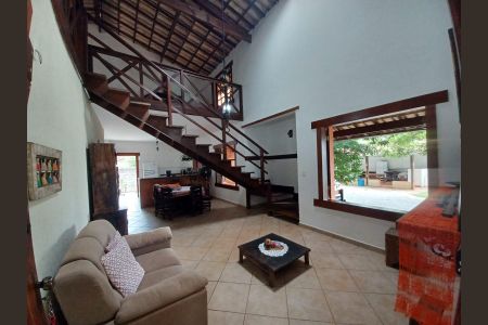 Casa para alugar com 1000m², 4 quartos e 5 vagasSala