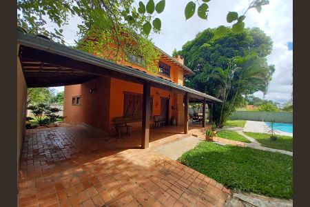 Casa para alugar com 1000m², 4 quartos e 5 vagasÁrea externa