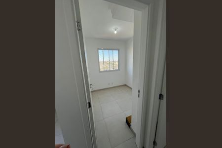 Quarto de apartamento para alugar com 2 quartos, 38m² em Cidade Satelite Santa Barbara, São Paulo