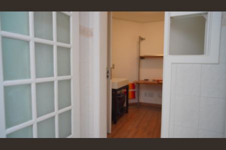 Casa de condomínio para alugar com 200m², 4 quartos e 3 vagas Casa de condomínio para alugar com 200m², 4 quartos e 3 vagasÁrea de Serviço