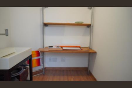 Casa de condomínio para alugar com 200m², 4 quartos e 3 vagas Casa de condomínio para alugar com 200m², 4 quartos e 3 vagasQuarto 4 / quarto de serviço / piso inferior