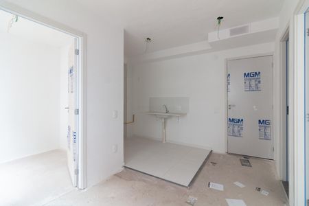 Sala - Cozinha de apartamento para alugar com 2 quartos, 32m² em Jardim Gilda Maria, São Paulo