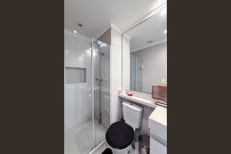 Apartamento à venda com 69m², 2 quartos e 1 vaga Apartamento à venda com 69m², 2 quartos e 1 vagaBanheiro