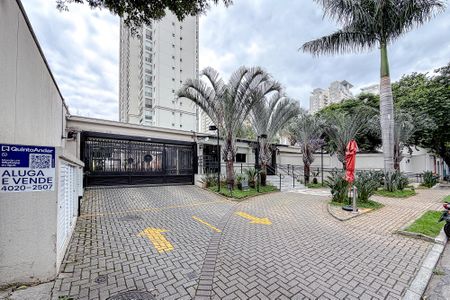 Apartamento à venda com 69m², 2 quartos e 1 vaga Apartamento à venda com 69m², 2 quartos e 1 vagaFachada - Plaquinha