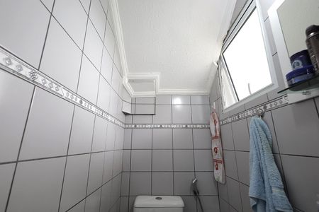 Casa de condomínio à venda com 120m², 3 quartos e 2 vagasBanheiro