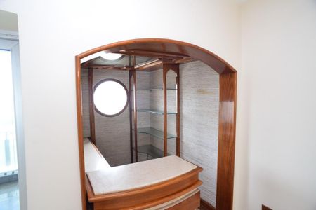 Apartamento à venda com 225m², 4 quartos e 3 vagasBar