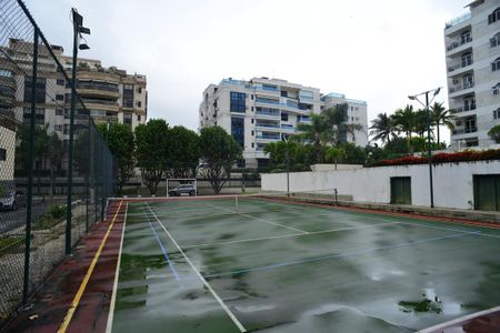 Apartamento à venda com 225m², 4 quartos e 3 vagasÁrea Comum - Quadra de Tênis