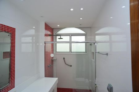 Apartamento à venda com 225m², 4 quartos e 3 vagasBanheiro Suíte