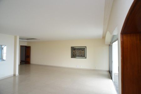 Apartamento à venda com 225m², 4 quartos e 3 vagasSala