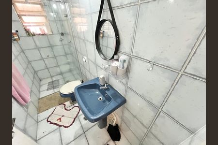 Casa à venda com 419m², 5 quartos e 4 vagas Casa à venda com 419m², 5 quartos e 4 vagasBanheiro da Suíte 1