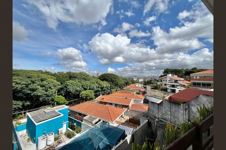 Casa à venda com 419m², 5 quartos e 4 vagas Casa à venda com 419m², 5 quartos e 4 vagasVaranda da Sala