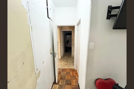 Casa à venda com 419m², 5 quartos e 4 vagas Casa à venda com 419m², 5 quartos e 4 vagasQuarto 1 - Suíte