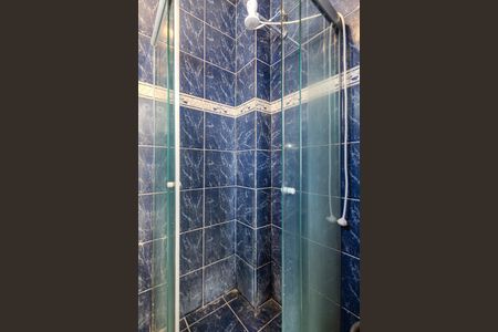 Banheiro de kitnet/studio para alugar com 1 quarto, 30m² em Centro Histórico, Porto Alegre