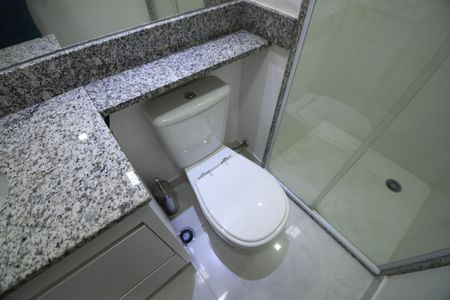 Apartamento à venda com 61m², 2 quartos e 1 vagaBanheiro Social