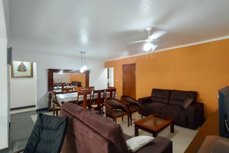 Apartamento para alugar com 1117m², 3 quartos e 2 vagas Apartamento para alugar com 1117m², 3 quartos e 2 vagasSala