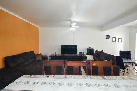 Apartamento para alugar com 1117m², 3 quartos e 2 vagas Apartamento para alugar com 1117m², 3 quartos e 2 vagasSala