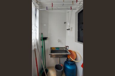 Apartamento para alugar com 1117m², 3 quartos e 2 vagas Apartamento para alugar com 1117m², 3 quartos e 2 vagasÁrea de serviço