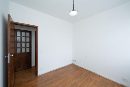 Apartamento para alugar com 139m², 4 quartos e 2 vagas Apartamento para alugar com 139m², 4 quartos e 2 vagasQUARTO4