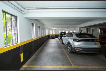 Apartamento para alugar com 139m², 4 quartos e 2 vagas Apartamento para alugar com 139m², 4 quartos e 2 vagasGARAGEM