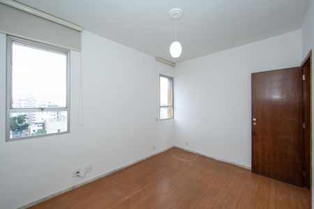 Apartamento para alugar com 139m², 4 quartos e 2 vagas Apartamento para alugar com 139m², 4 quartos e 2 vagasQUARTO2