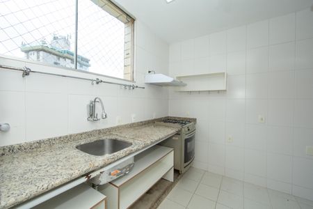Apartamento para alugar com 139m², 4 quartos e 2 vagas Apartamento para alugar com 139m², 4 quartos e 2 vagasCOZINHA