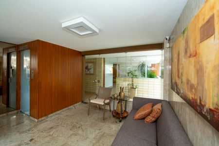 Apartamento para alugar com 139m², 4 quartos e 2 vagas Apartamento para alugar com 139m², 4 quartos e 2 vagasHALL