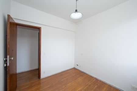 Apartamento para alugar com 139m², 4 quartos e 2 vagas Apartamento para alugar com 139m², 4 quartos e 2 vagasQUARTO3