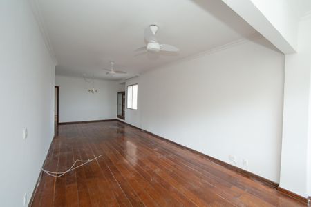 Apartamento para alugar com 139m², 4 quartos e 2 vagas Apartamento para alugar com 139m², 4 quartos e 2 vagasSALA