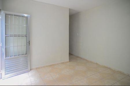 Casa à venda com 152m², 4 quartos e 2 vagas Casa à venda com 152m², 4 quartos e 2 vagasSala - Casa 1