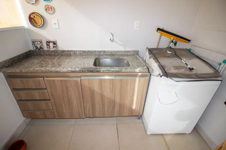 Apartamento à venda com 133m², 2 quartos e 1 vagaÁrea de Serviço