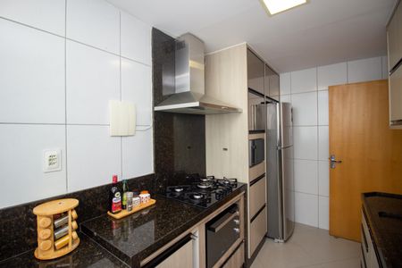 Apartamento à venda com 133m², 2 quartos e 1 vagaCozinha