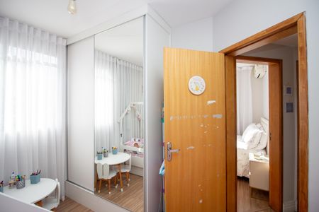 Apartamento à venda com 133m², 2 quartos e 1 vagaQuarto 2