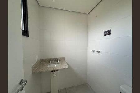 Apartamento à venda com 70m², 2 quartos e 2 vagasBanheiro da Suíte