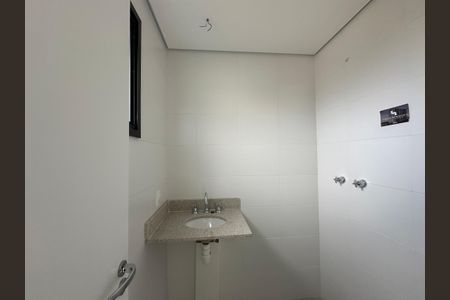 Apartamento à venda com 70m², 2 quartos e 2 vagasBanheiro da Suíte