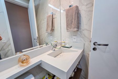 Apartamento à venda com 56m², 2 quartos e 1 vagaBanheiro Social