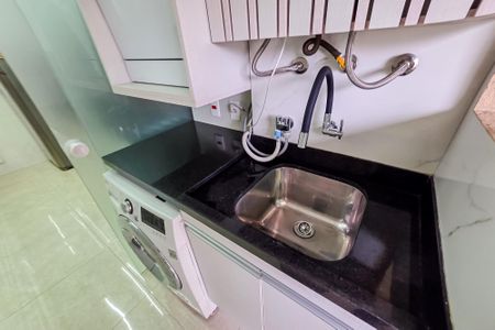 Apartamento à venda com 56m², 2 quartos e 1 vagaÁrea de Serviço