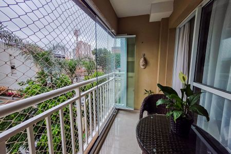 Apartamento à venda com 56m², 2 quartos e 1 vagaVaranda