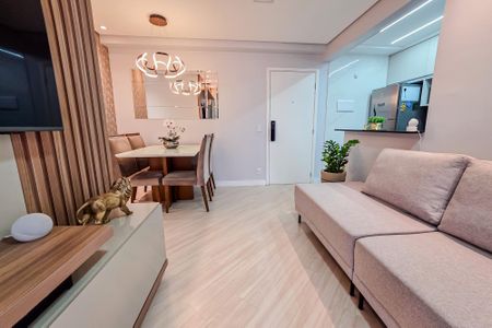 Sala de apartamento à venda com 2 quartos, 56m² em Campestre, Santo André